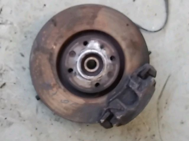 bontott PEUGEOT 307 Jobb első Csonkállvány Kerékaggyal