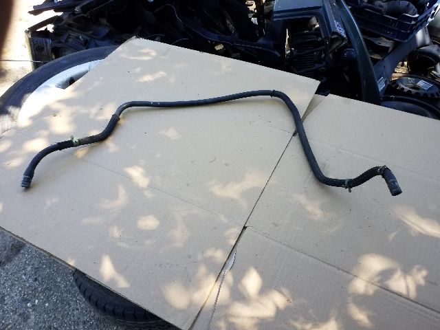 bontott PEUGEOT 307 Vízcső