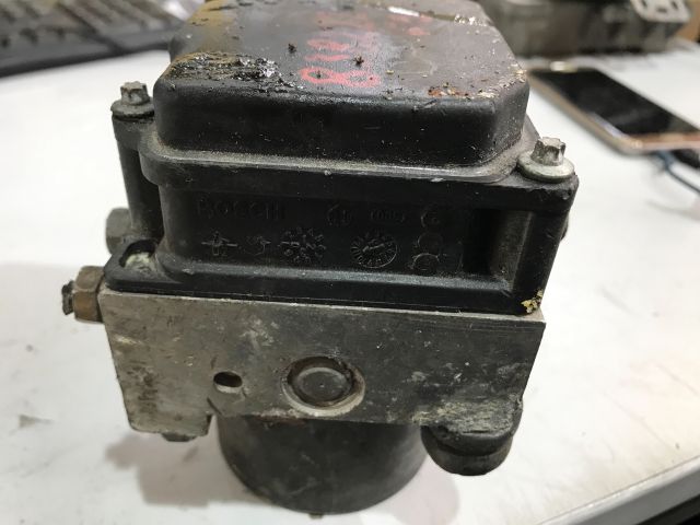 bontott PEUGEOT 307 ABS Kocka