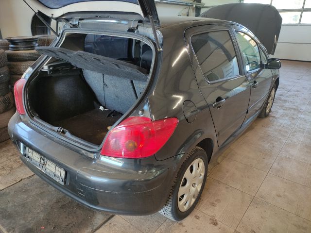 bontott PEUGEOT 307 Bal első Csonkállvány Kerékaggyal