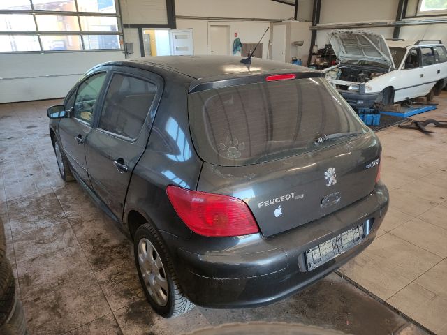 bontott PEUGEOT 307 Bal első Csonkállvány Kerékaggyal