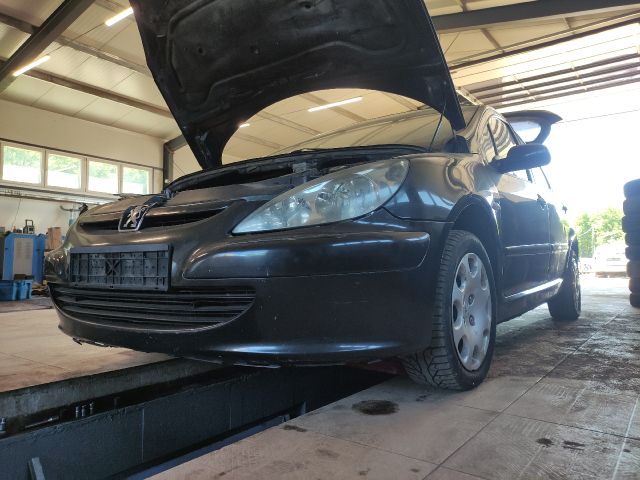 bontott PEUGEOT 307 Bal hátsó Lengéscsillapító