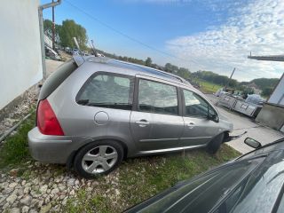 bontott PEUGEOT 307 Felső Motorburkolat