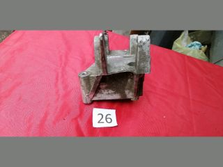 bontott PEUGEOT 307 Generátor Tartó Bak