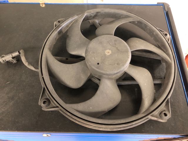 bontott PEUGEOT 307 Hűtőventilátor