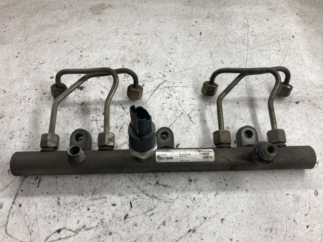 bontott PEUGEOT 307 Közösnyomócső