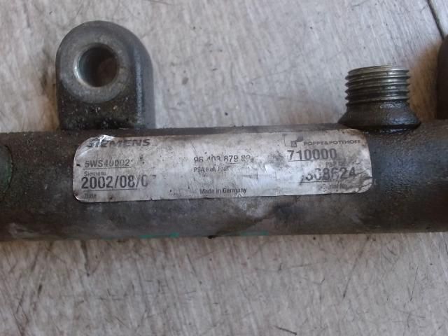 bontott PEUGEOT 307 Közösnyomócső