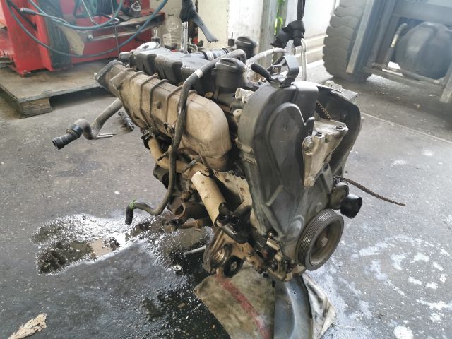 bontott PEUGEOT 307 Motor (Fűzött blokk hengerfejjel)