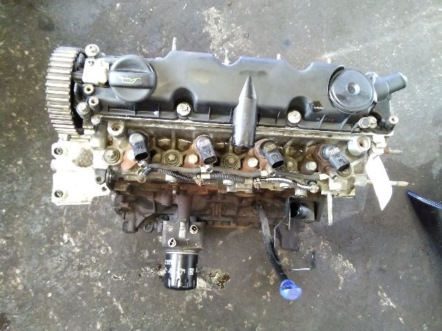 bontott PEUGEOT 307 Motor (Fűzött blokk hengerfejjel)