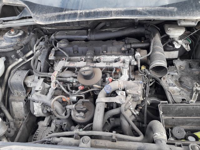 bontott PEUGEOT 307 Motor (Fűzött blokk hengerfejjel)