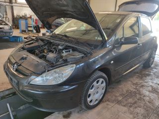 bontott PEUGEOT 307 Motor Tartó Bak Bal