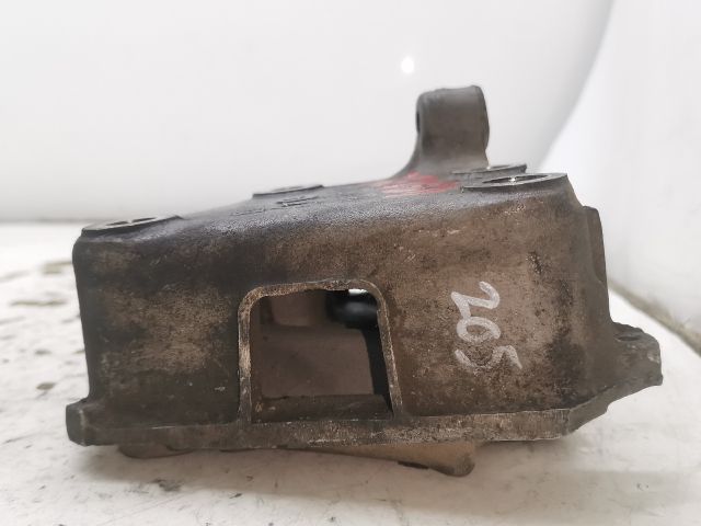 bontott PEUGEOT 307 Motor Tartó Bak (Fém)