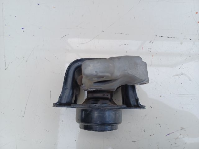 bontott PEUGEOT 307 Motor Tartó Bak (Fém)