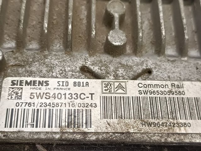 bontott PEUGEOT 307 Motorvezérlő