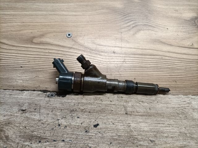 bontott PEUGEOT 307 Porlasztó (1 db)