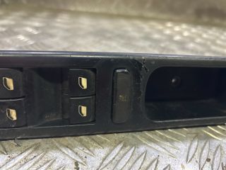 bontott PEUGEOT 307 Ablakemelő és Tükör Kapcsoló