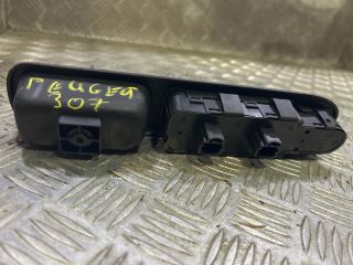 bontott PEUGEOT 307 Ablakemelő és Tükör Kapcsoló