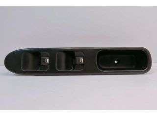 bontott PEUGEOT 307 Ablakemelő és Tükör Kapcsoló