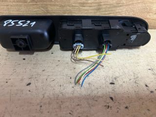 bontott PEUGEOT 307 Ablakemelő Kapcsoló Négyes / Kettes