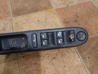 bontott PEUGEOT 307 Ablakemelő Kapcsoló Négyes / Kettes
