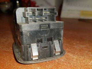 bontott PEUGEOT 307 Ablakemelő Kapcsoló Négyes / Kettes