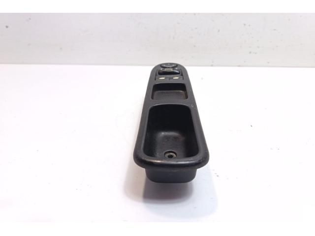 bontott PEUGEOT 307 Ablakemelő Kapcsoló Négyes / Kettes