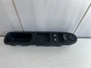 bontott PEUGEOT 307 Ablakemelő Kapcsoló Négyes / Kettes