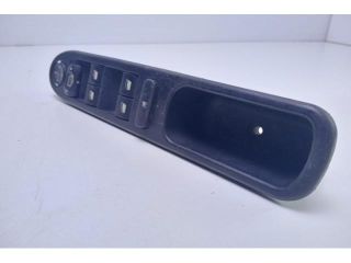 bontott PEUGEOT 307 Ablakemelő Kapcsoló (Pozíciófüggetlen)