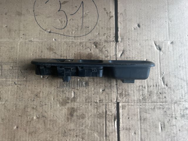 bontott PEUGEOT 307 Ablakemelő Kapcsoló (Pozíciófüggetlen)