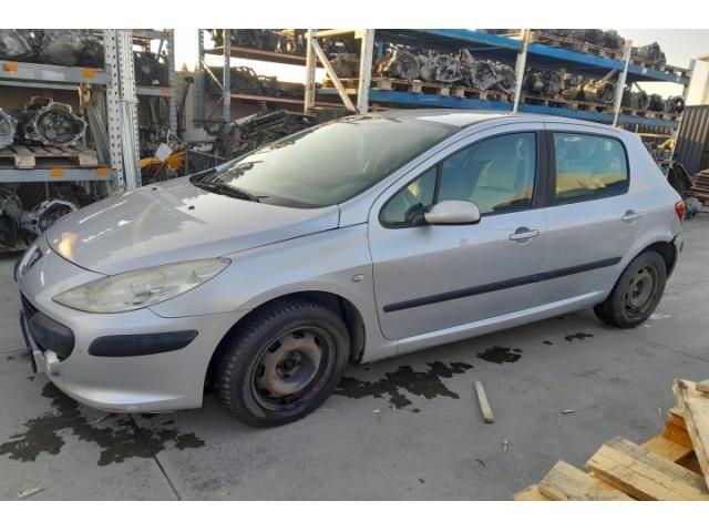 bontott PEUGEOT 307 Acélfelni Szett Gumival