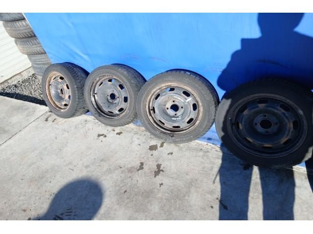 bontott PEUGEOT 307 Acélfelni Szett Gumival