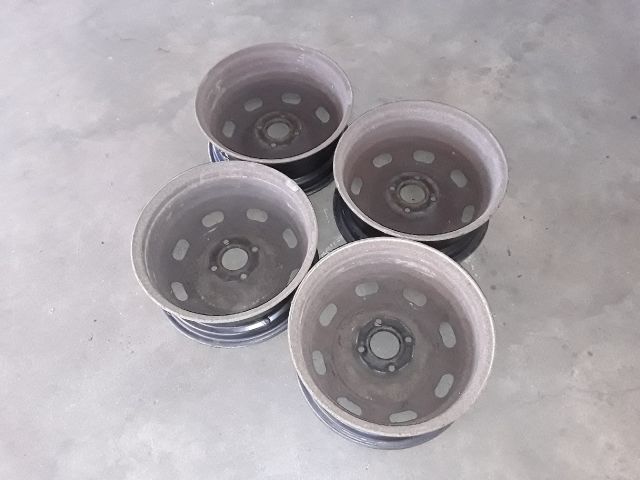 bontott PEUGEOT 307 Acélfelni Szett