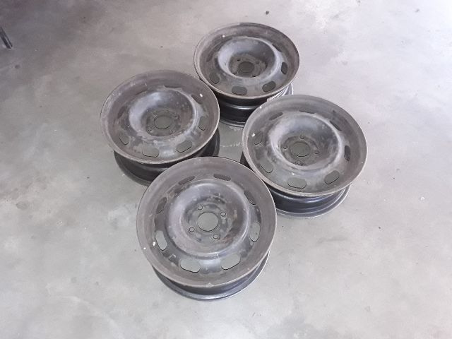 bontott PEUGEOT 307 Acélfelni Szett