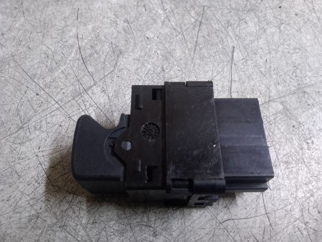 bontott PEUGEOT 307 Bal első Ablakemelő Kapcsoló