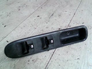 bontott PEUGEOT 307 Bal első Ablakemelő Kapcsoló