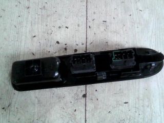 bontott PEUGEOT 307 Bal első Ablakemelő Kapcsoló