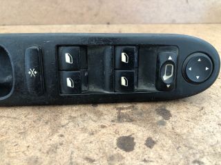 bontott PEUGEOT 307 Bal első Ablakemelő Kapcsoló