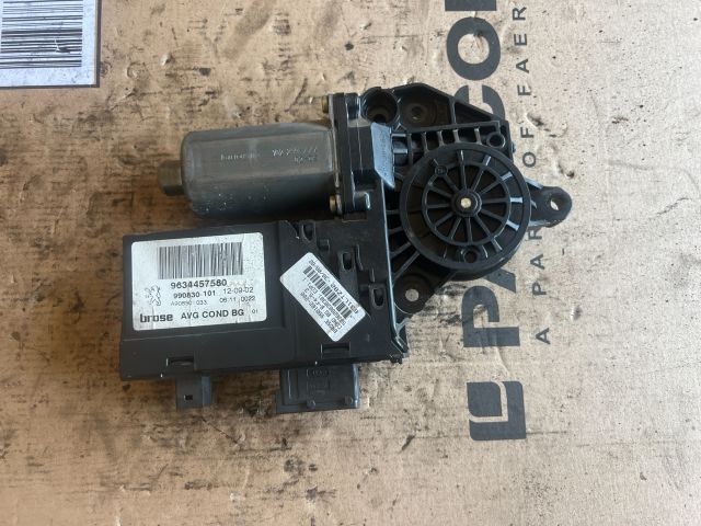 bontott PEUGEOT 307 Bal első Ablakemelő Motor