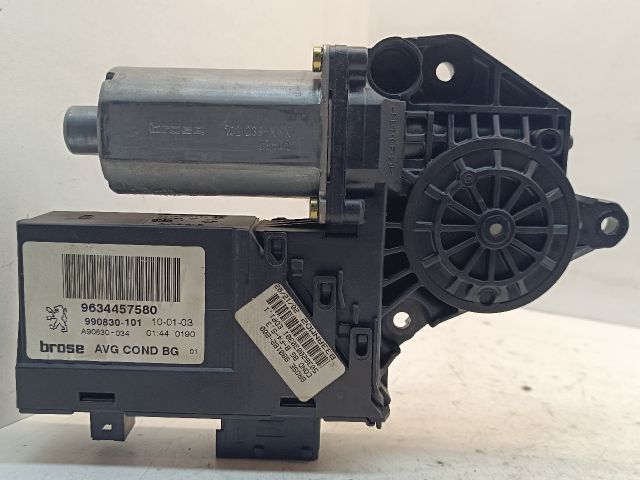 bontott PEUGEOT 307 Bal első Ablakemelő Motor