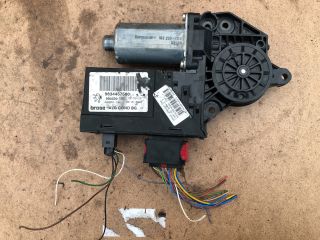 bontott PEUGEOT 307 Bal első Ablakemelő Motor