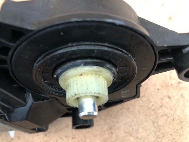 bontott PEUGEOT 307 Bal első Ablakemelő Motor