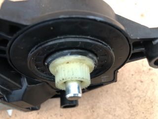 bontott PEUGEOT 307 Bal első Ablakemelő Motor