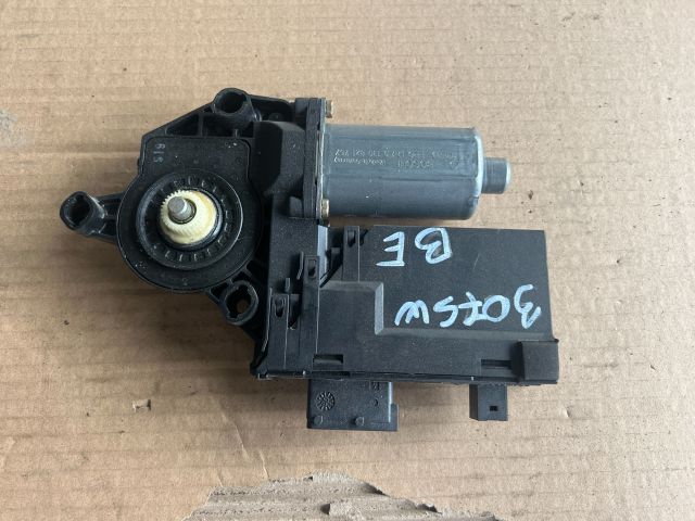 bontott PEUGEOT 307 Bal első Ablakemelő Motor