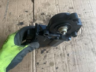 bontott PEUGEOT 307 Bal első Ablakemelő Motor