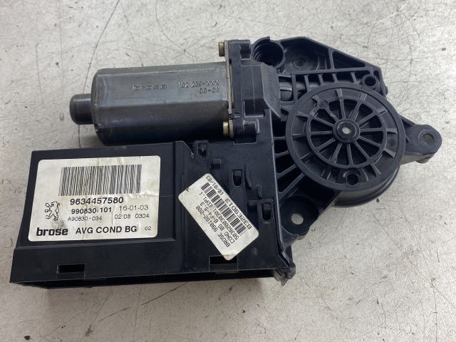 bontott PEUGEOT 307 Bal első Ablakemelő Motor