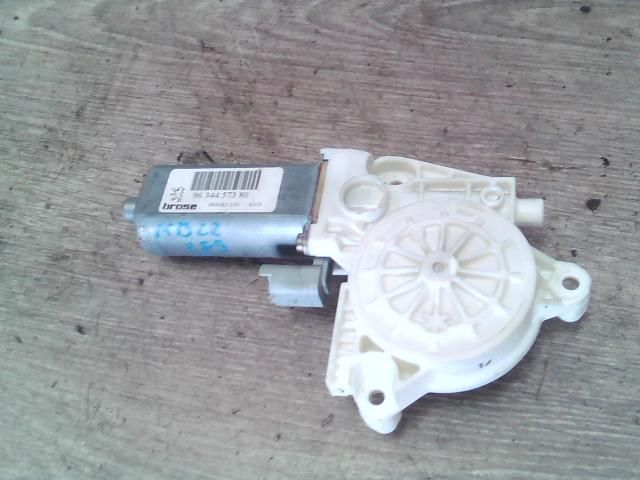 bontott PEUGEOT 307 Bal első Ablakemelő Motor