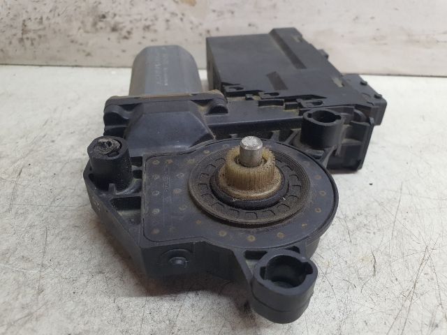 bontott PEUGEOT 307 Bal első Ablakemelő Motor