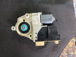 bontott PEUGEOT 307 Bal első Ablakemelő Motor