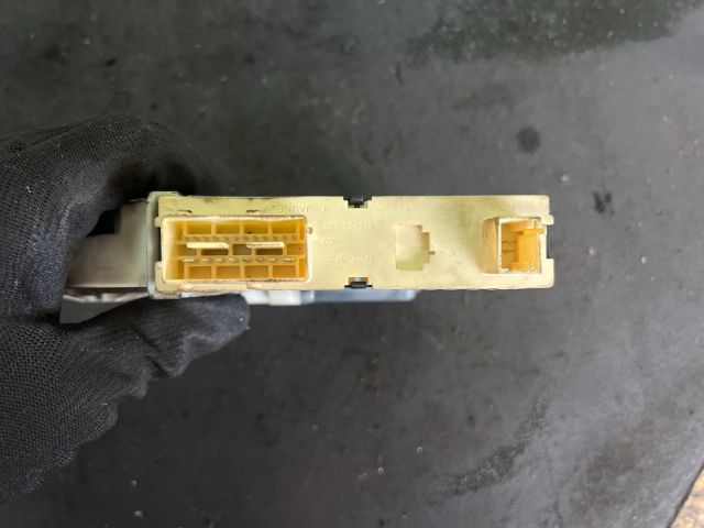 bontott PEUGEOT 307 Bal első Ablakemelő Motor