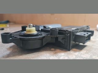 bontott PEUGEOT 307 Bal első Ablakemelő Motor